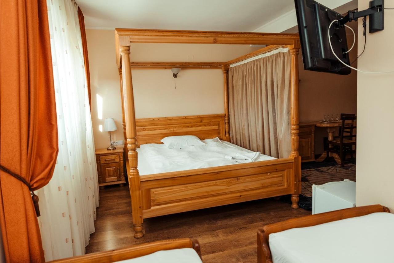 Hotel President Cugir Exterior foto