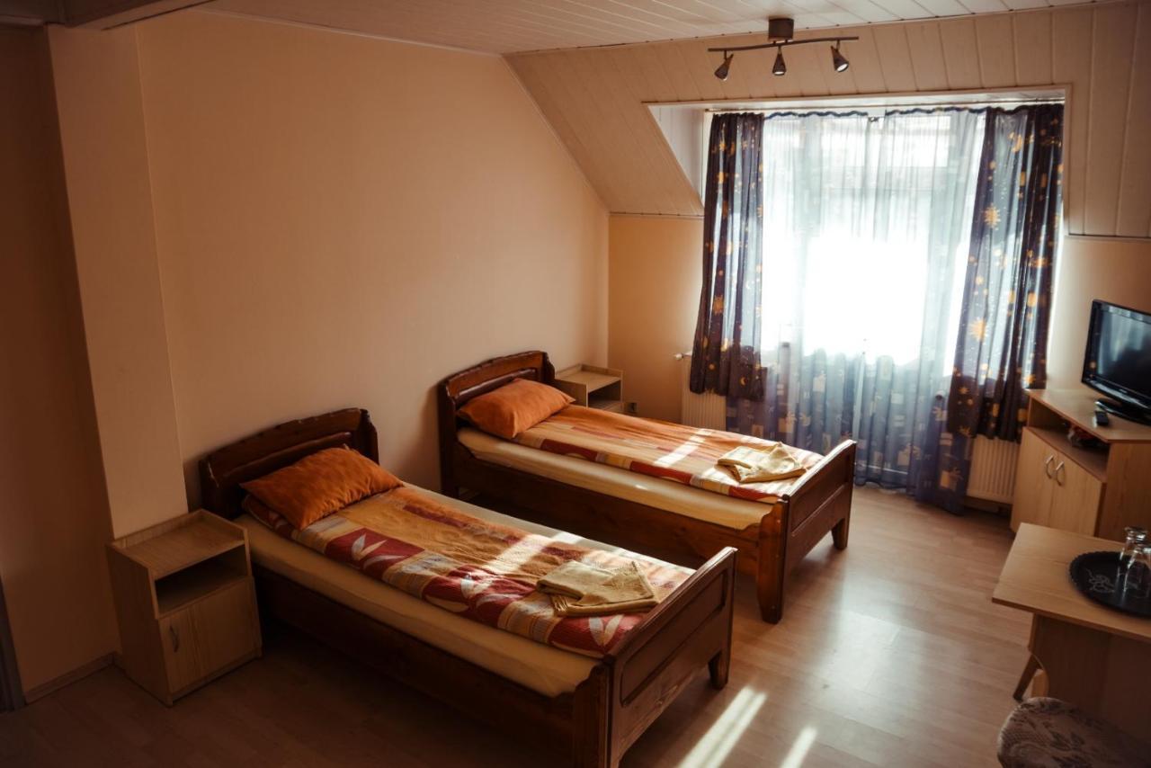 Hotel President Cugir Exterior foto